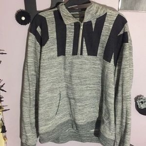 VS pullover